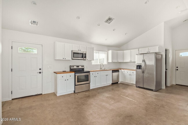 Photo - 505 N 16th Ave