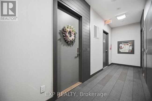 Photo - 126 Simcoe St Unit 1907