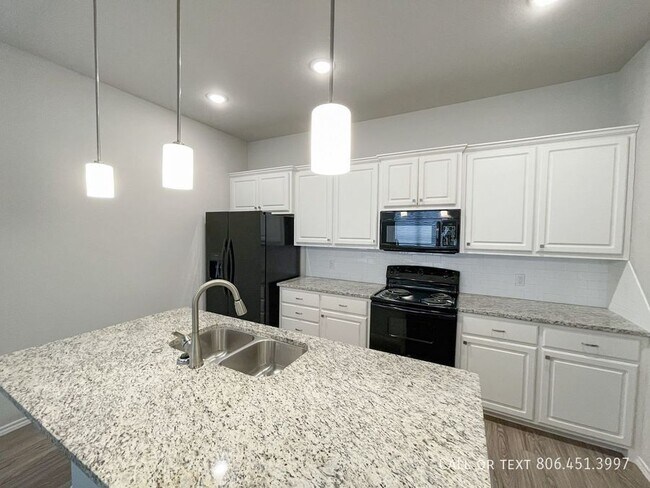 Photo - 1725 102nd St