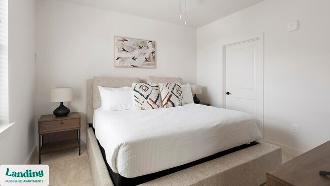 Photo - 170 Graphics Dr Unidad 2414