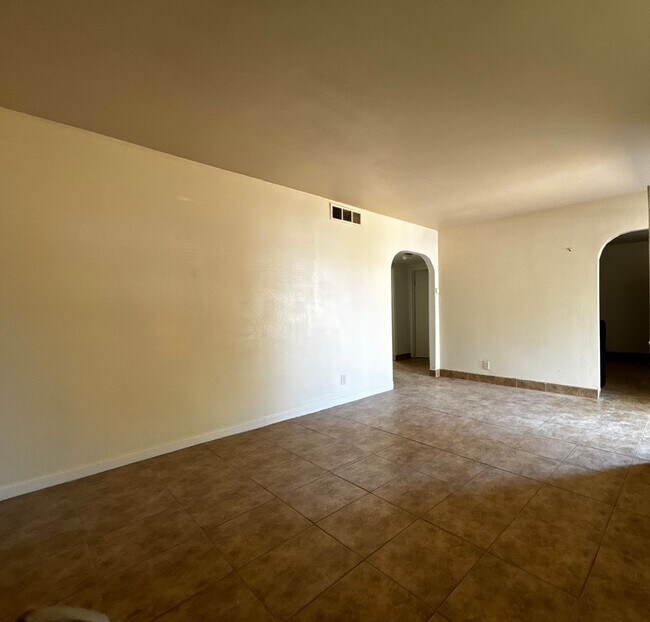 Photo - 408 Texas St NE Unit A