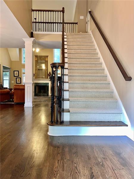 Photo - 5553 Ridgemoor Dr