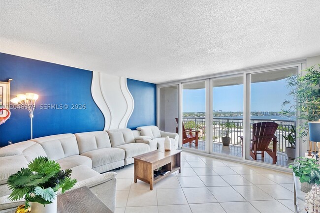 Building Photo - 18031 Biscayne Blvd Unit 1401