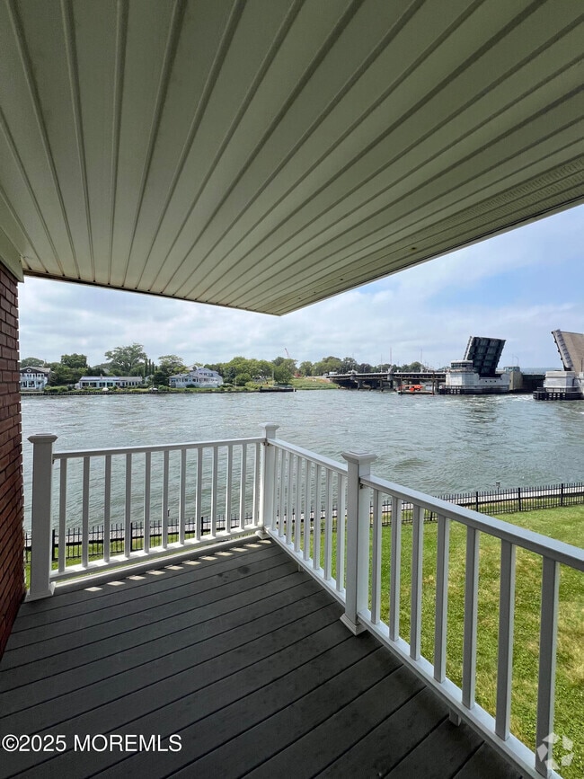 Building Photo - 2 Rumson Rd Unit 19 Rental