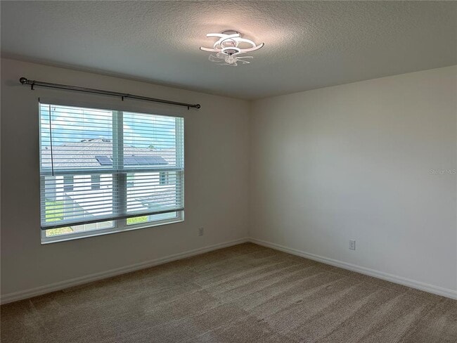 Photo - 212 Hamlet Lp