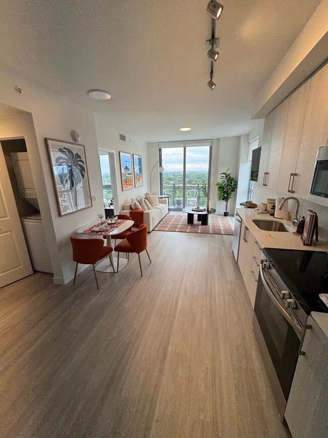 Photo - 1460 NW 35th St Unidad A-1