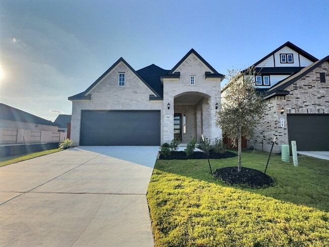 Step into a gorgeous, brand new home waiti... - Step into a gorgeous, brand new home waiti...