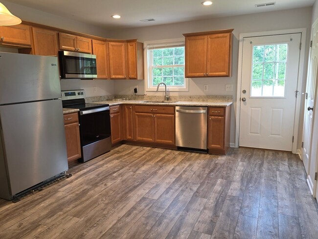 2171 Smith Mountain Lake Pkwy Unidad B