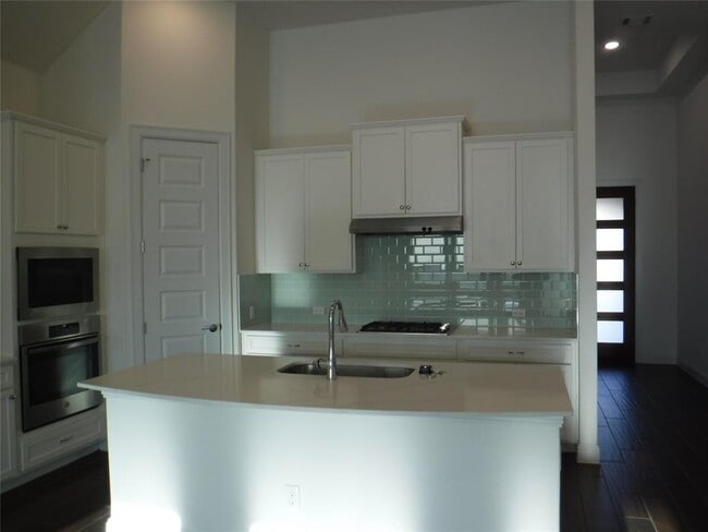 Photo - 17413 Casanova Ave