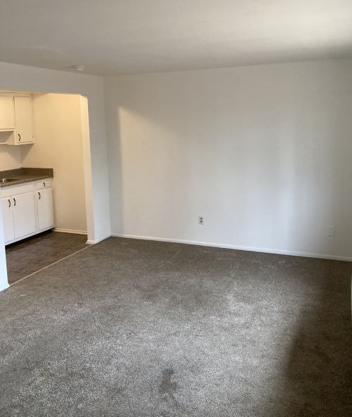 Photo - 460 Wells Dr Unit B