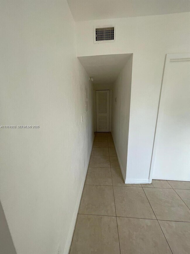 Photo - 2801 Mayo St