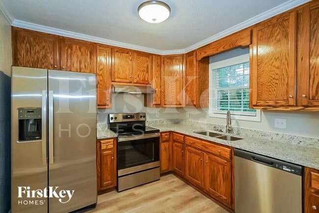 Photo - 339 Bayhill Dr