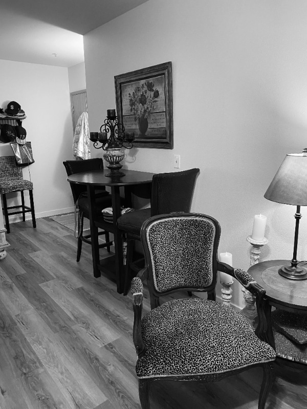 Photo - 334 Wells Ave S Unidad 427