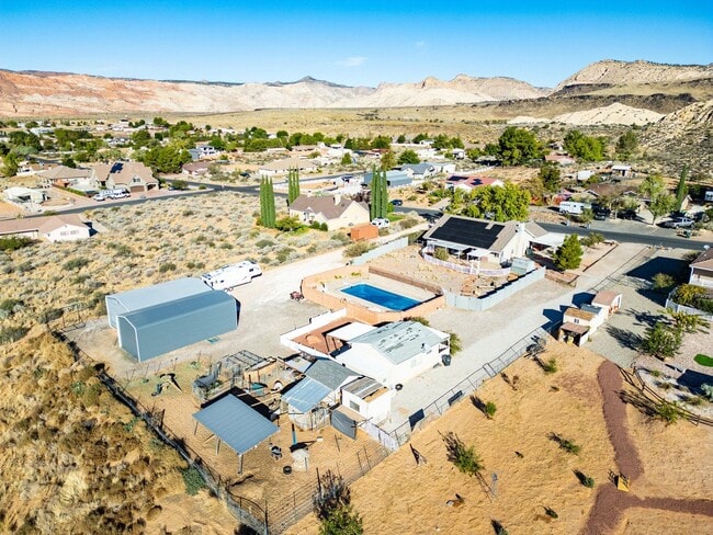 Photo - Horse Property!  Private Pool!  Land!