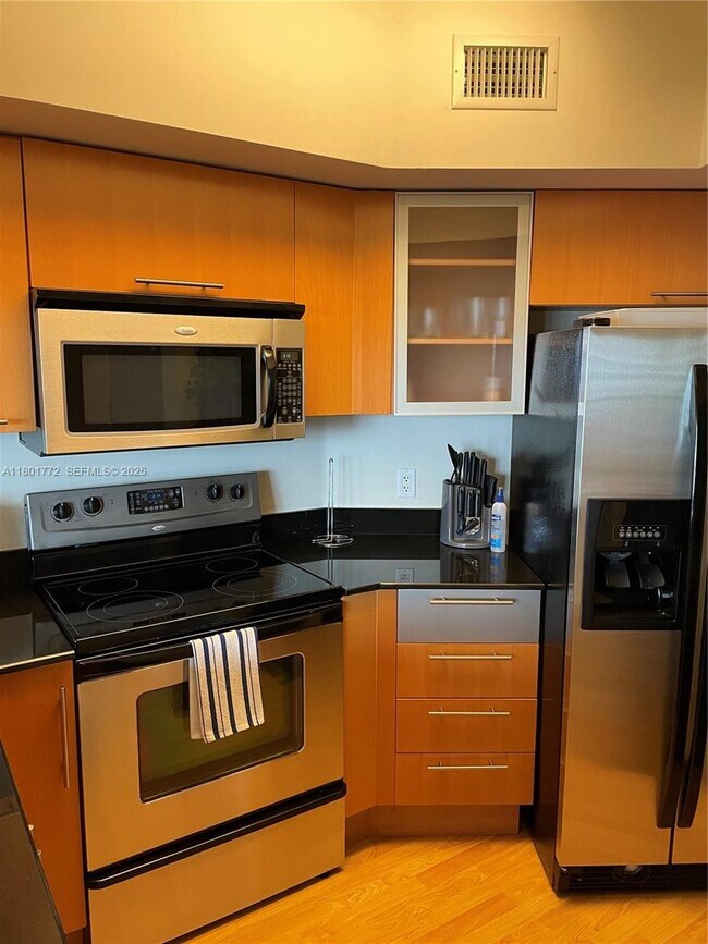 Photo - 1750 N Bayshore Dr Unit 2802