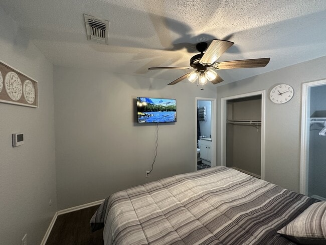 Photo - 3801 Elizabeth St Unit 3