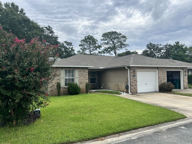 Photo - 1207 Chimera Ln