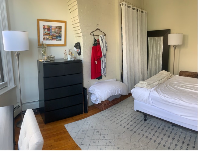 Photo - 427 Shawmut Ave