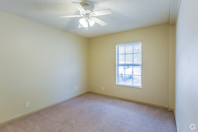 Grand Oak Place
