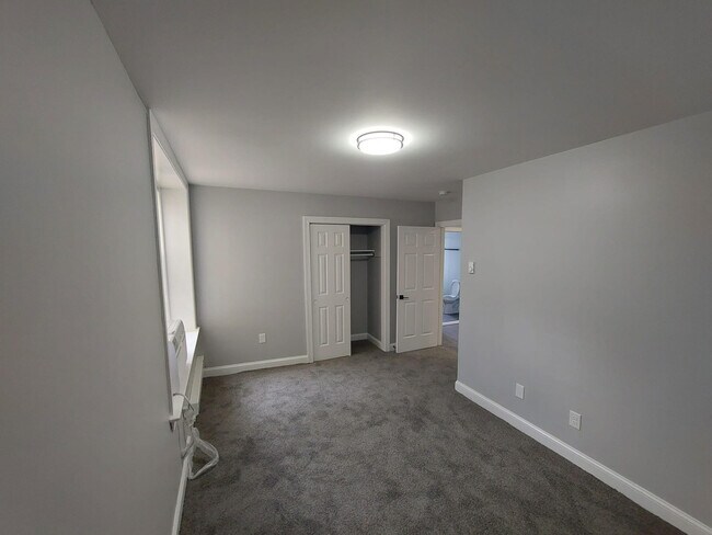 32 S Wycombe Ave