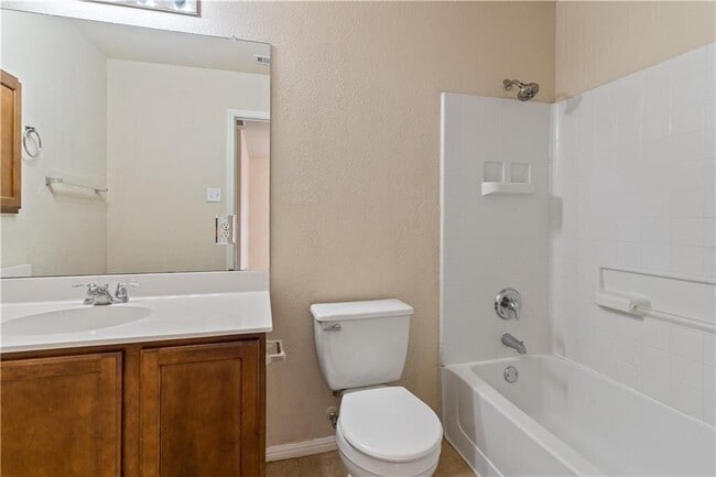 Photo - 103 Payne Stewart Dr
