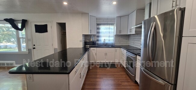 Photo - 2713 Dill Dr