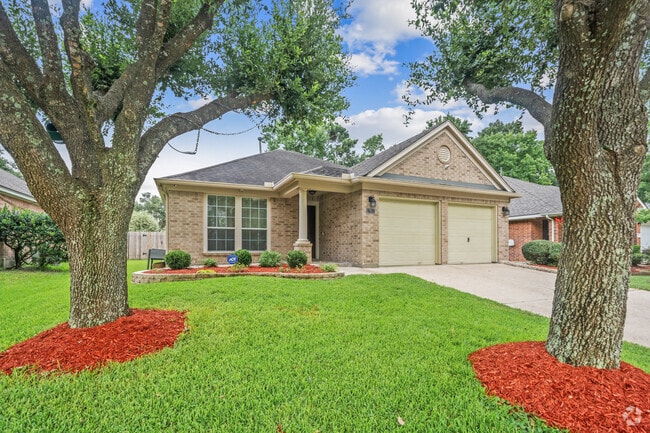 Building Photo - 17911 Yukon Pass Dr Rental