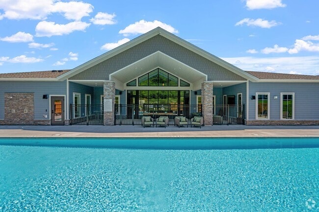 Building Photo - The Lodge at Overland Rental