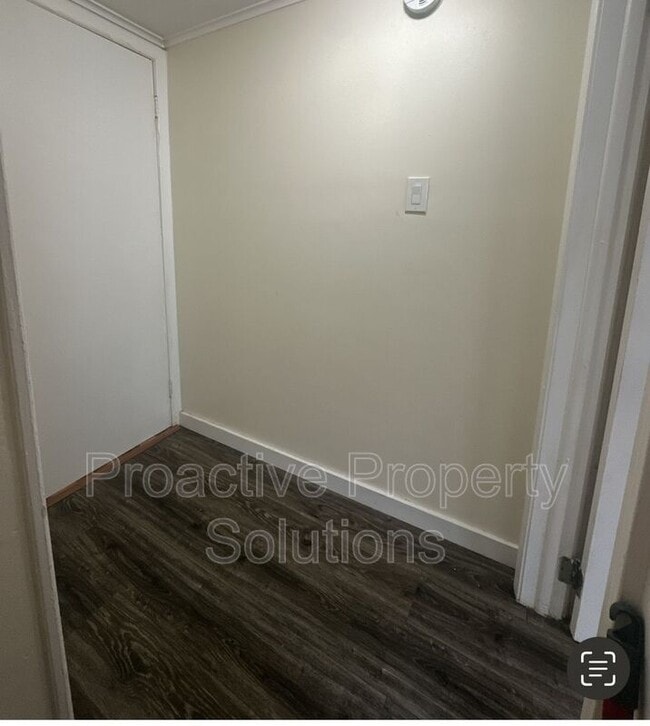 Photo - 214-218 N Fillmore Avenue