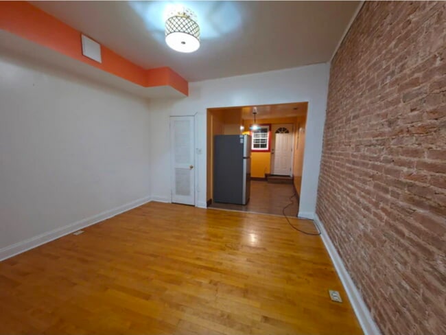 Photo - 2539 N Howard St