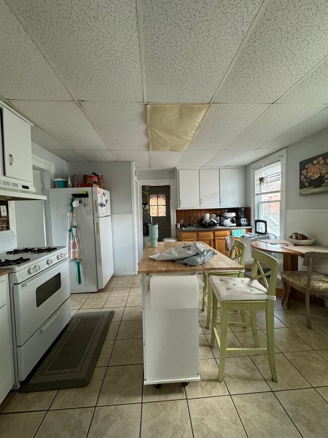 Photo - 185 Willow St Unit 1