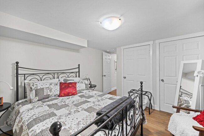 Photo - 148 University Ave E Unit ID1325012P