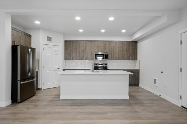 Building Photo - The Timbers II Rental