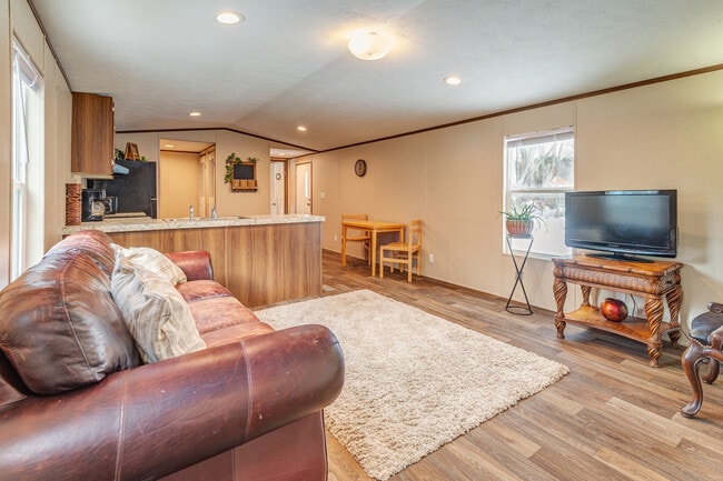 Photo - 13 Garden Rd