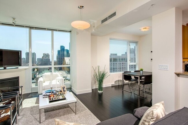 Photo - Fully Furnished, 2 bedrooms, 2 bath in the...