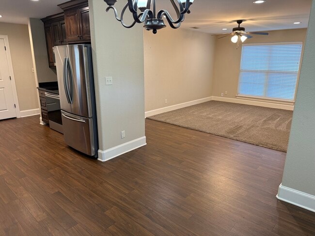 Photo - 406 Brentwood Dr