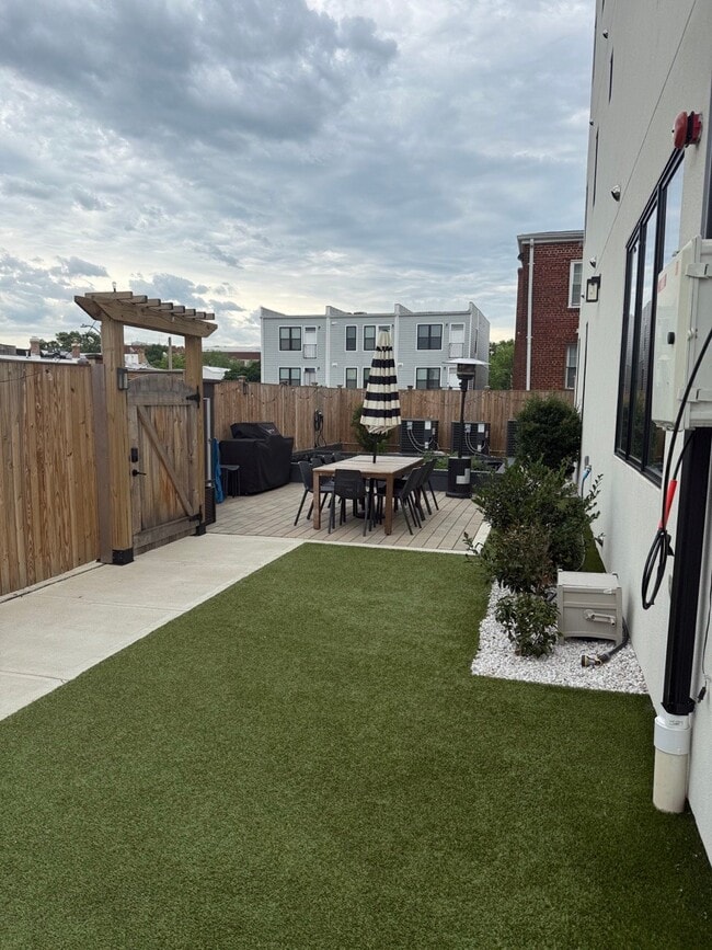 Photo - 217 16th St NE Unit 9