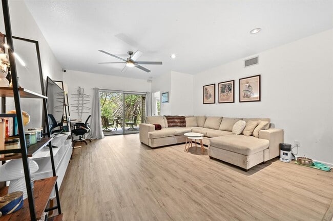 Photo - 2450 Wickersham Ln Unit P1605