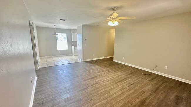 Photo - 1412 Calloway St