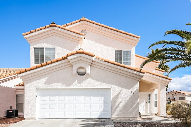 Building Photo - 104 Escada Ln