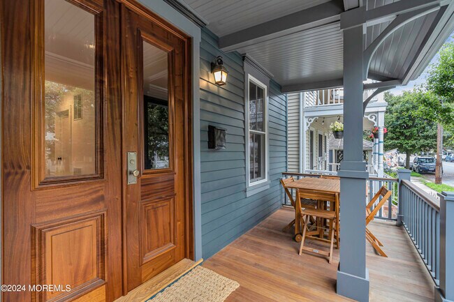 64 Webb Ave