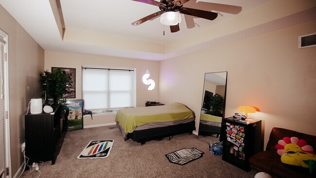 Photo - 2931 Eden Ave