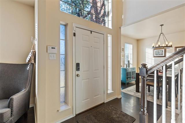 Photo - 18212 Muir Cir