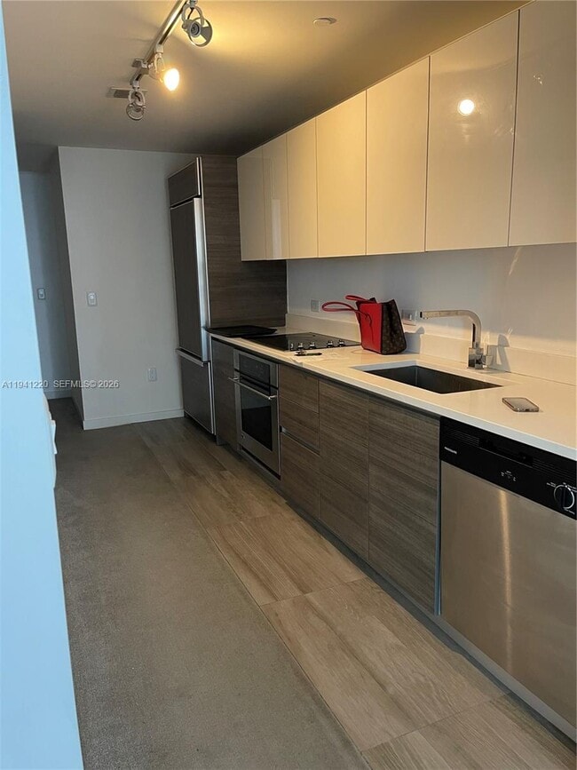 Photo - 1100 S Miami Ave