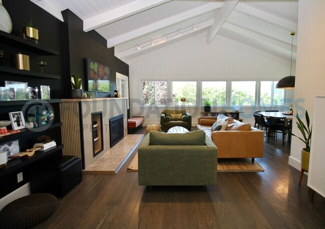 Photo - Fully Furnished 5BD/2.5BA Hillside View Home-FOUNDATION