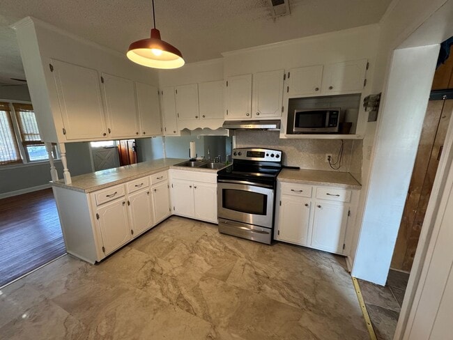 Photo - 805 Furman St