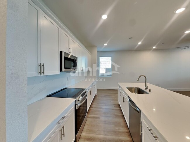 Photo - 5734 Las Vegas Crk St