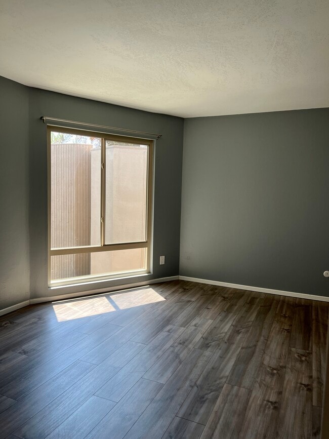 Dormitorio #2 - 5710 Baltimore Dr