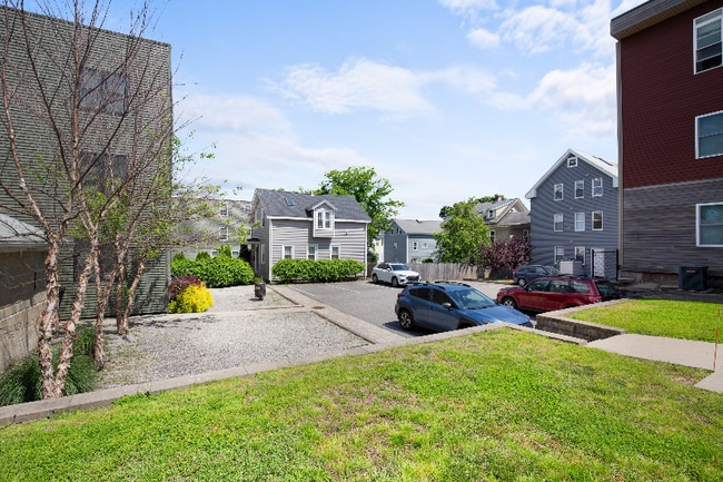 Photo - 14 Trenton St Unidad 1