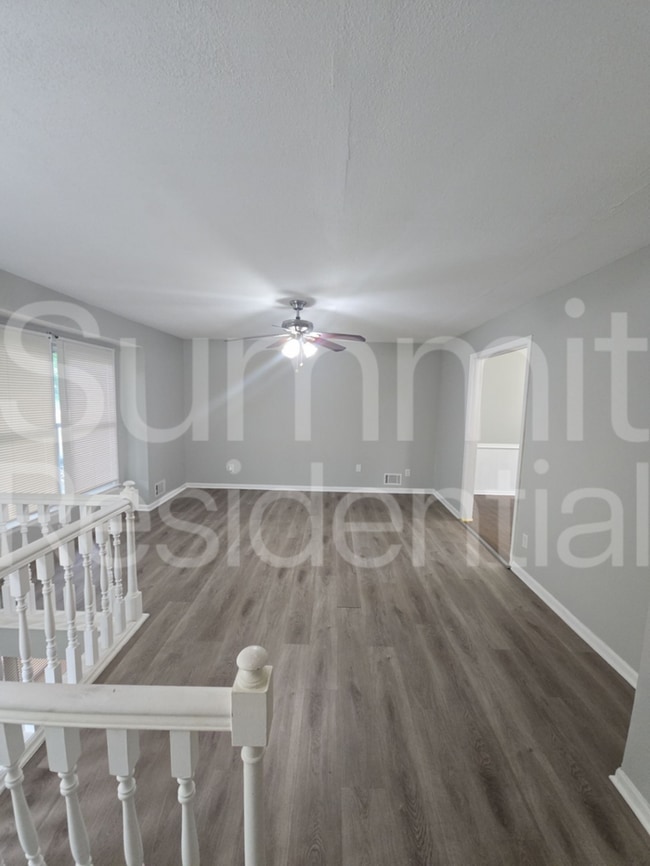 Photo - 12805 Ewing Ave